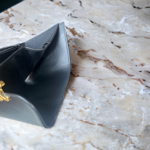 ❤️❤️sold❤️❤️Celine small flap triomphe in shiny calf skin - Picture 6 of 6